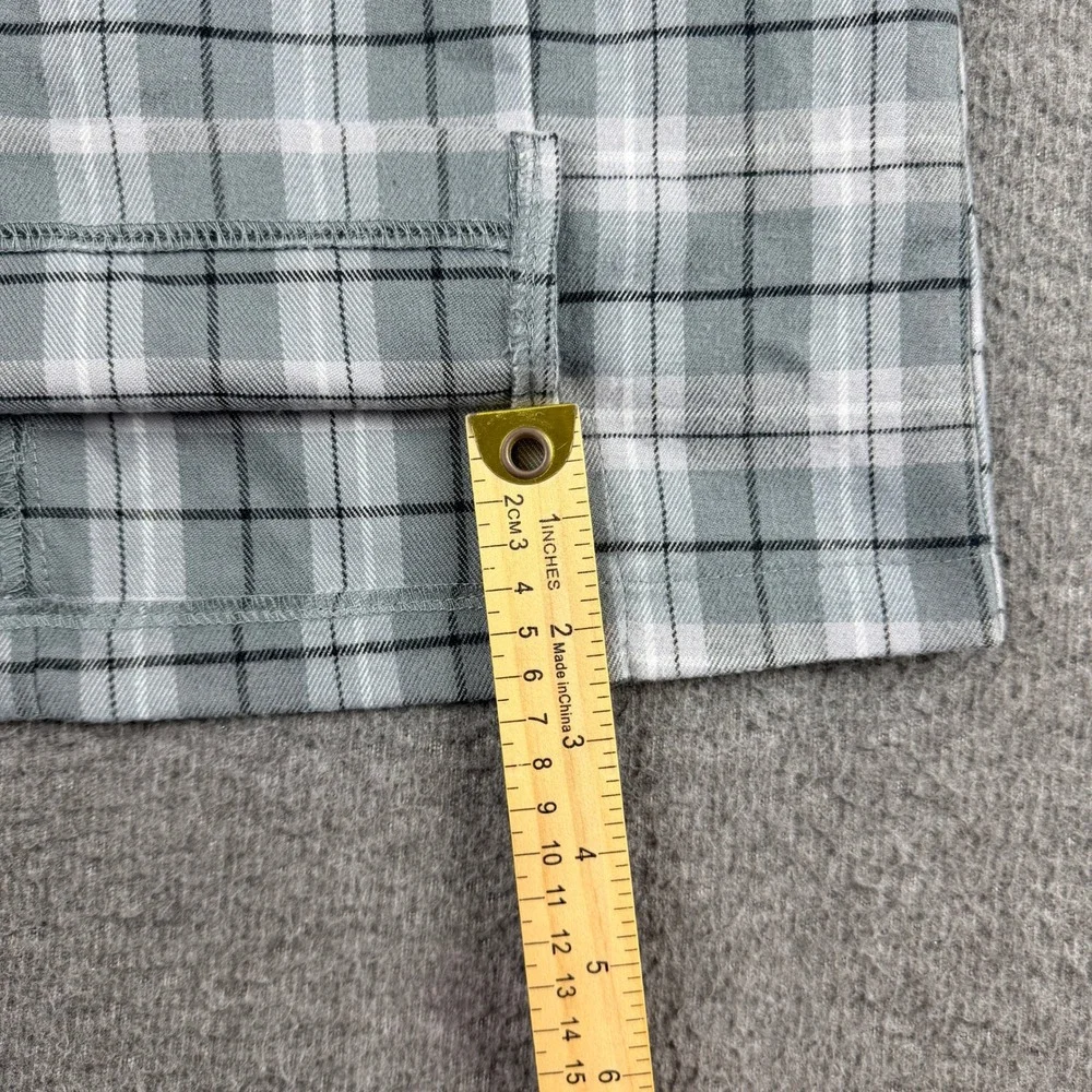 Eyeshadow Gray Plaid Mini Skirt with Front Slits Size 7 Women's Casual Preppy - Picture 6 of 8